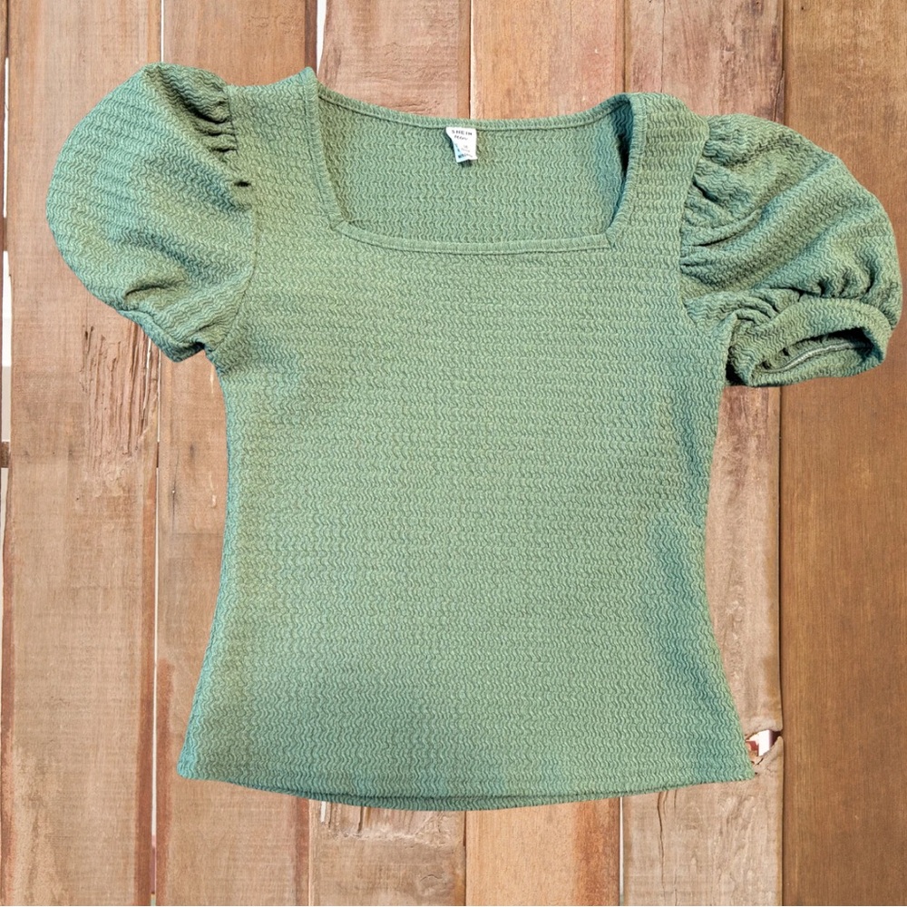 SHEIN Green Fitted Ribbed Puff Sleeve Blouse